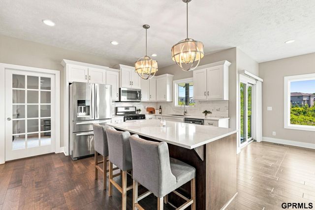 2419 N 187 Avenue, Elkhorn, NE 68022