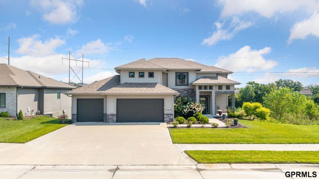 2419 N 187 Avenue, Elkhorn, NE 68022