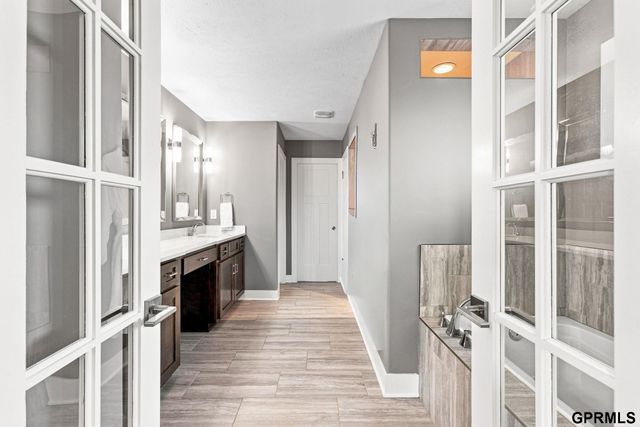 2419 N 187 Avenue, Elkhorn, NE 68022