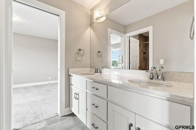2419 N 187 Avenue, Elkhorn, NE 68022