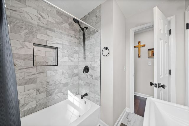 102 Desoto Dr, Nashville, TN 37210