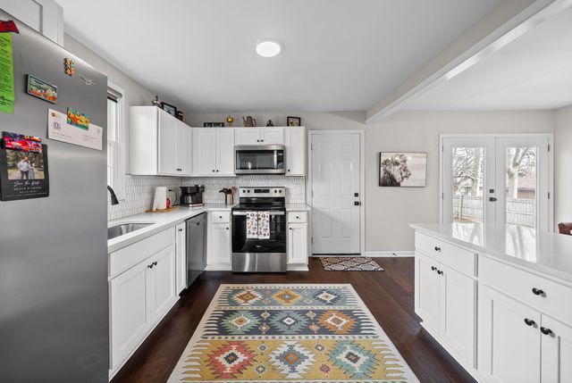 102 Desoto Dr, Nashville, TN 37210