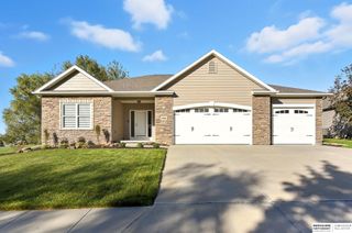 2008 N 174th Street, Omaha, NE 68116