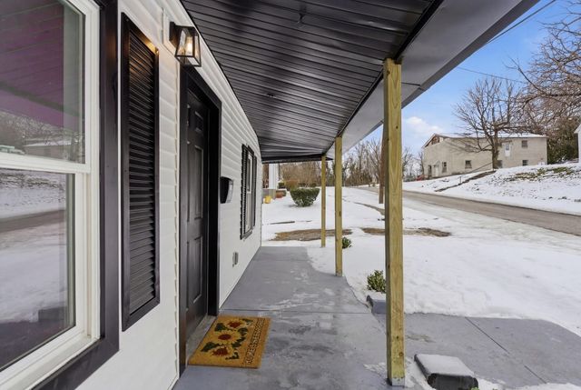 211 W Buford Street, Lancaster, KY 40444