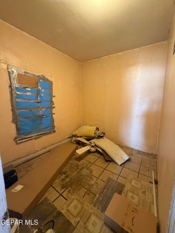 3821 FINDLEY Avenue, El Paso, TX 79905