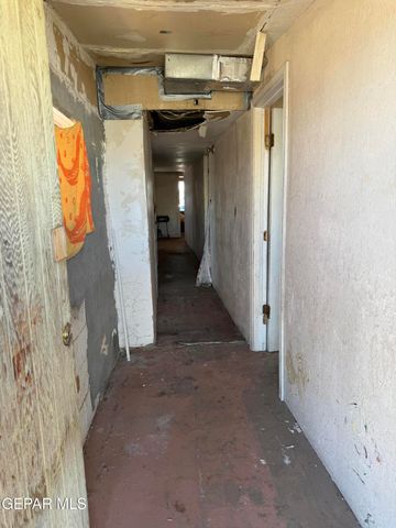 3821 FINDLEY Avenue, El Paso, TX 79905