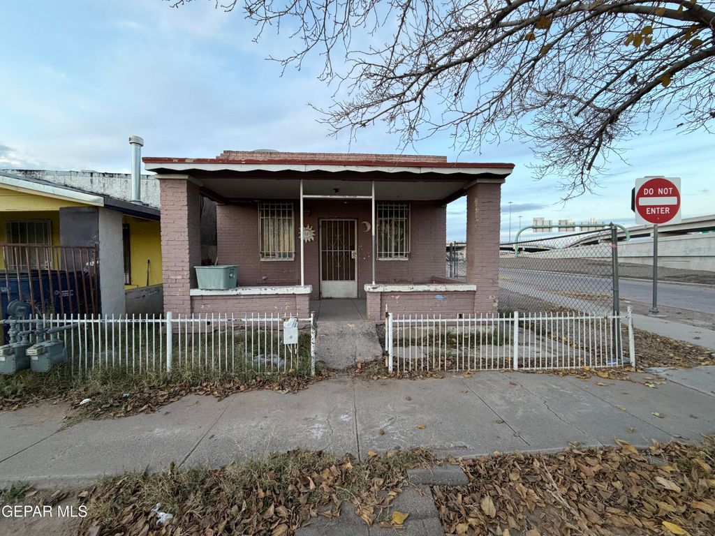3821 FINDLEY Avenue, El Paso, TX 79905