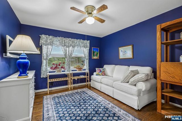 17 Arverne Road, West Orange, NJ 07052