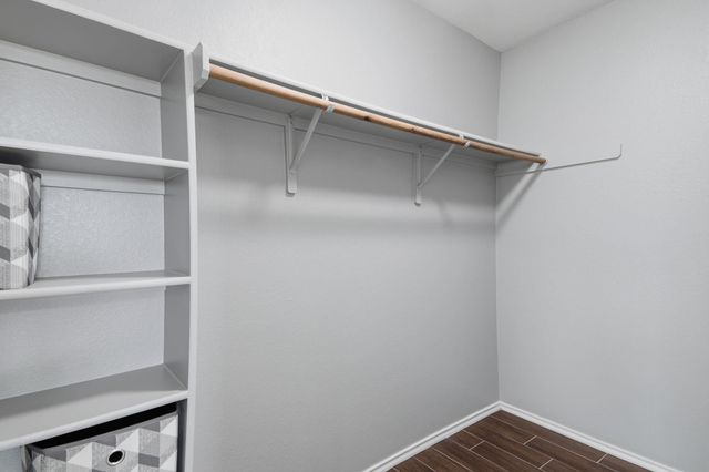 905 Lee DR, Leander, TX 78641