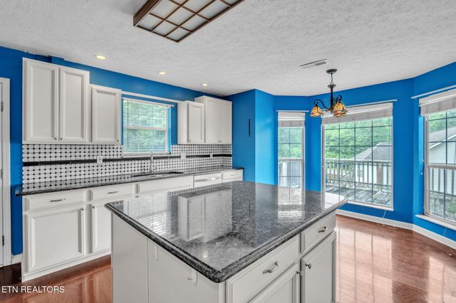 6432 Ridge Run Drive, Knoxville, TN 37921