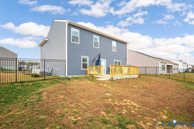 7809 Faisan Ln, New Kent, VA 23124