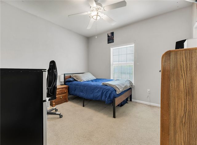 1249 Canyon Creek Circle, College Station, TX 77840