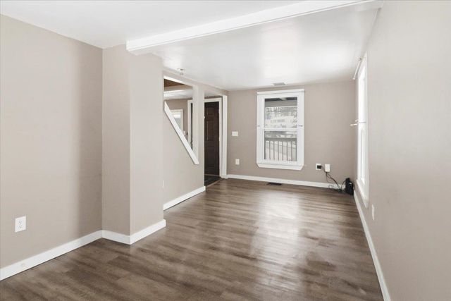 2 Farwell Street, Barre City, VT 05641