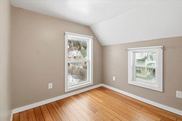 2 Farwell Street, Barre City, VT 05641