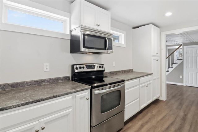 2 Farwell Street, Barre City, VT 05641