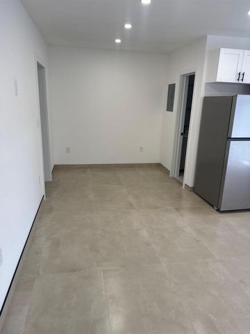 1235 Normandy Drive 2, Miami Beach, FL 33141