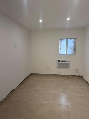 1235 Normandy Drive 2, Miami Beach, FL 33141