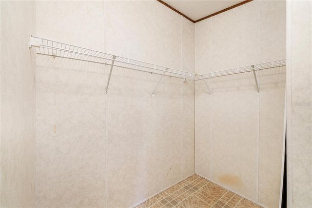 32443 MEMORY LANE, Leesburg, FL 34788