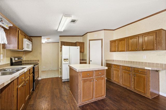 32443 MEMORY LANE, Leesburg, FL 34788