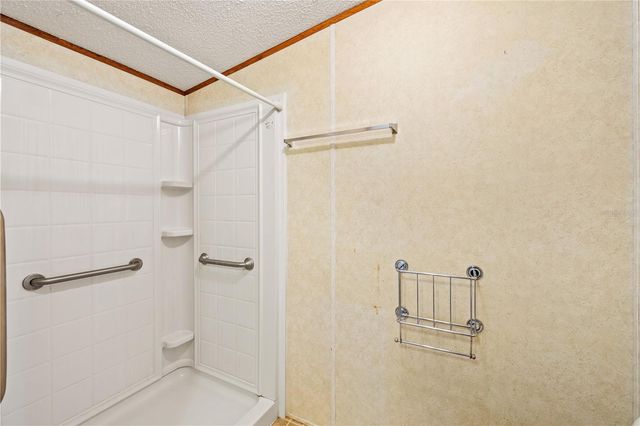 32443 MEMORY LANE, Leesburg, FL 34788