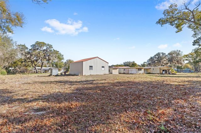 32443 MEMORY LANE, Leesburg, FL 34788