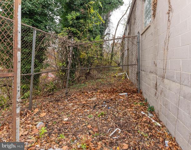 1401 CLIPPER HEIGHTS AVE, Baltimore, MD 21211