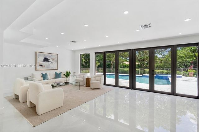 7011 Hialeah Lane, Parkland, FL 33067