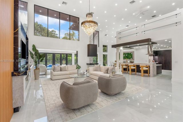 7011 Hialeah Lane, Parkland, FL 33067