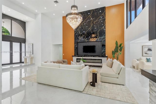 7011 Hialeah Lane, Parkland, FL 33067