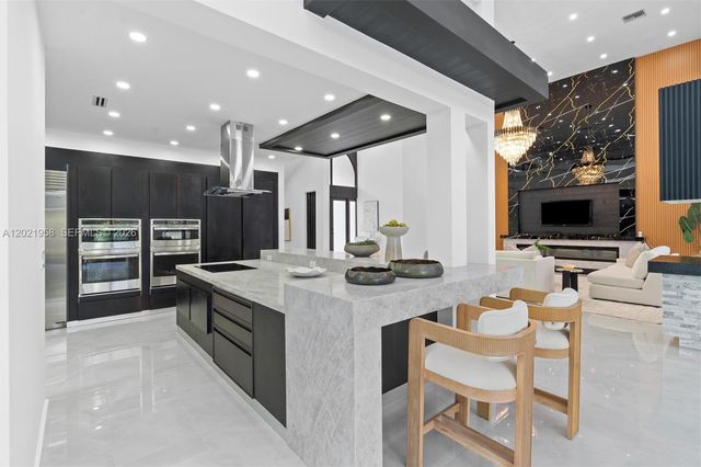 7011 Hialeah Lane, Parkland, FL 33067