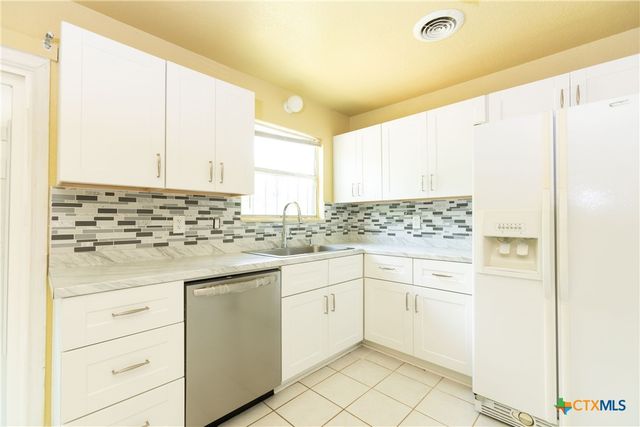 3003 Zephyr Road, Killeen, TX 76543