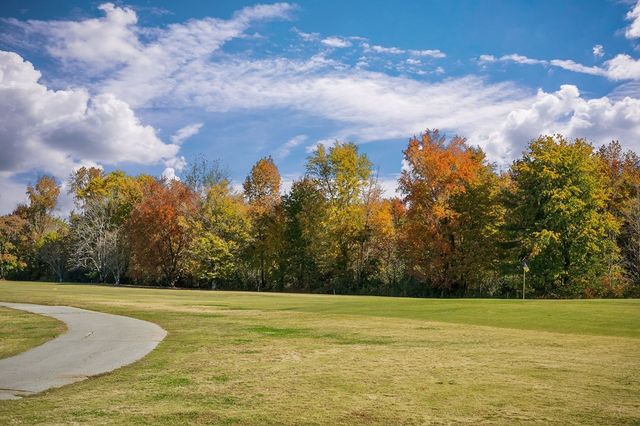 1799 Fairway Dr, Cookeville, TN 38501