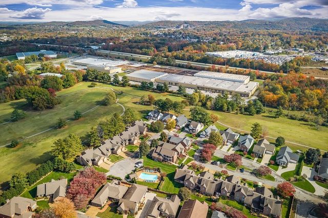 1799 Fairway Dr, Cookeville, TN 38501