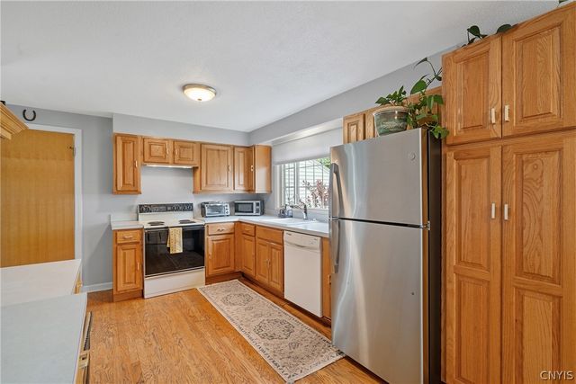 115 Mansfield Drive, Camillus, NY 13031