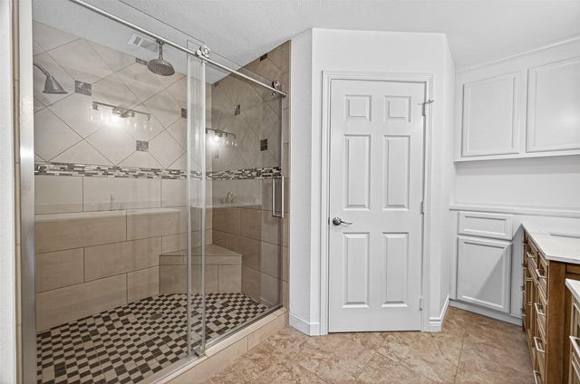 16 N Curlew Street, La Marque, TX 77568