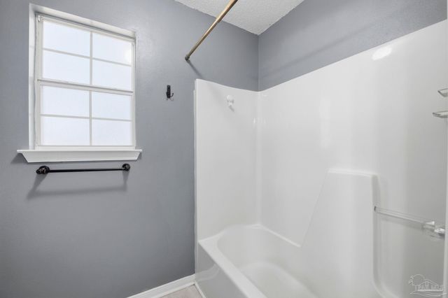 7312 Gordon Evans Rd, Navarre, FL 32566