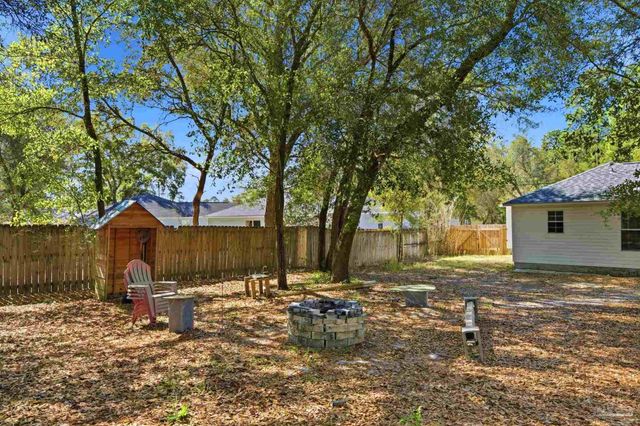 7312 Gordon Evans Rd, Navarre, FL 32566