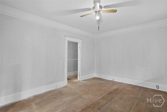 221 E 49th Street, Savannah, GA 31405