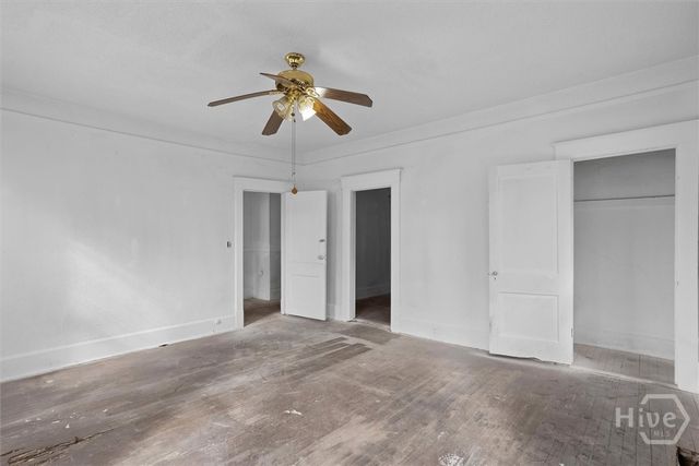 221 E 49th Street, Savannah, GA 31405