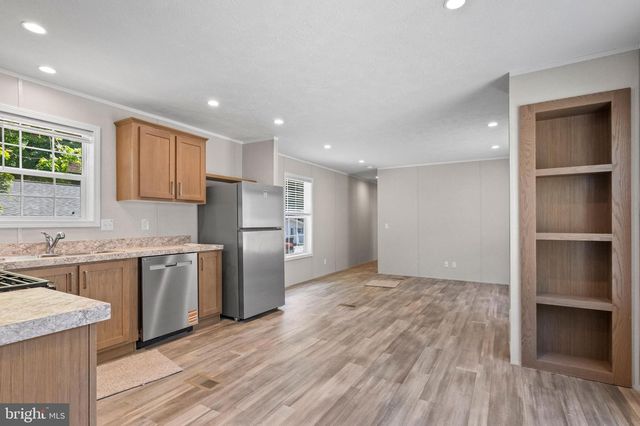 716 HILLSIDE DRIVE, Gap, PA 17527