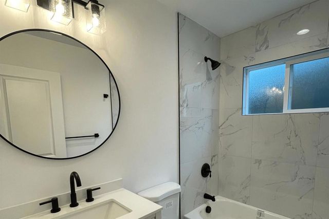 6737 Thomson Ct, San Diego, CA 92111