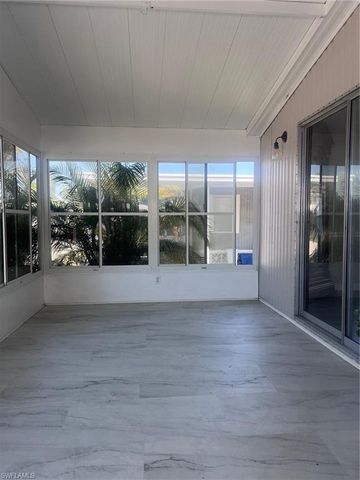 947 Strongbox DR, North Fort Myers, FL 33917