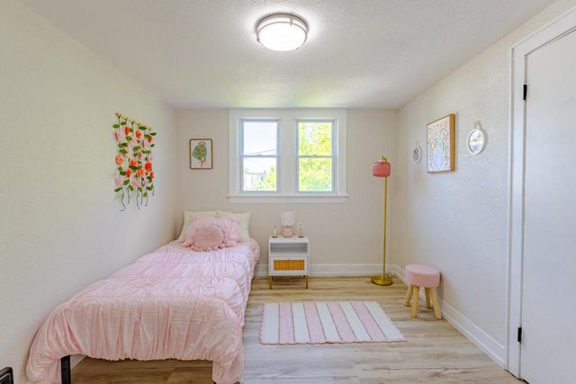 1512 E Oklahoma AVENUE, Milwaukee, WI 53207