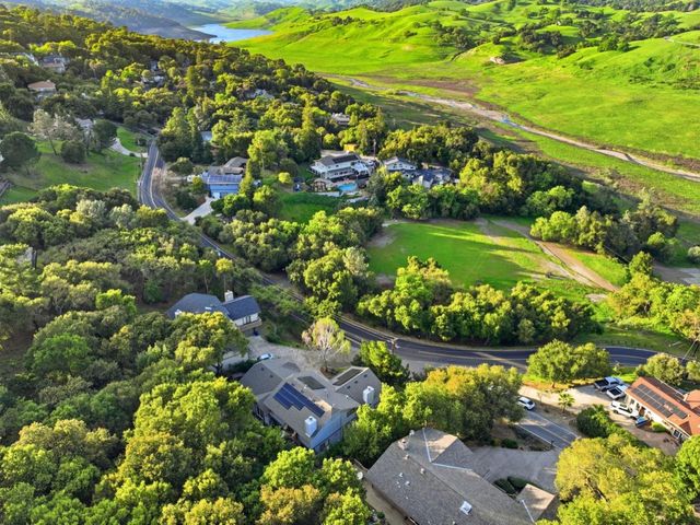 17285 Copper Hill Drive, Morgan Hill, CA 95037