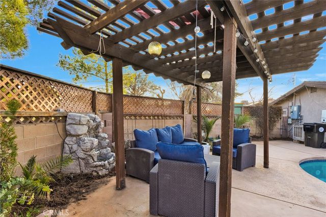 14415 Erie, Apple Valley, CA 92307