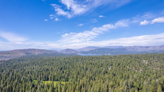 42312 Hanging Branch Road, Shaver Lake, CA 93664