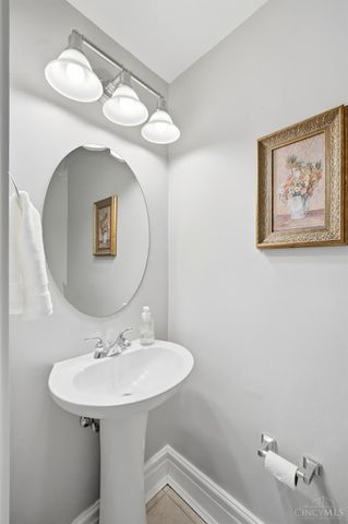 2324 Park Avenue, Cincinnati, OH 45206