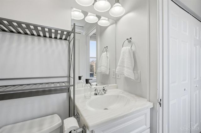 2324 Park Avenue, Cincinnati, OH 45206