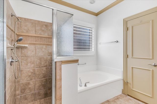 2105 Norwood Lane, Arlington, TX 76013