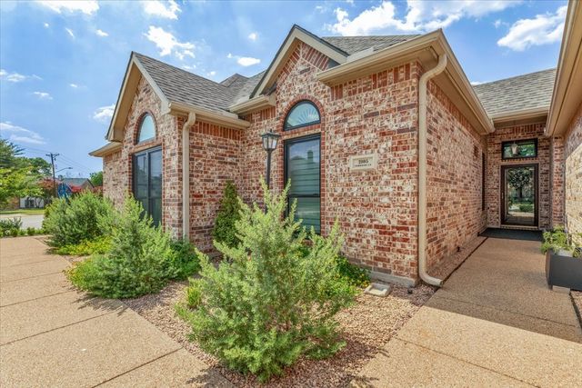2105 Norwood Lane, Arlington, TX 76013